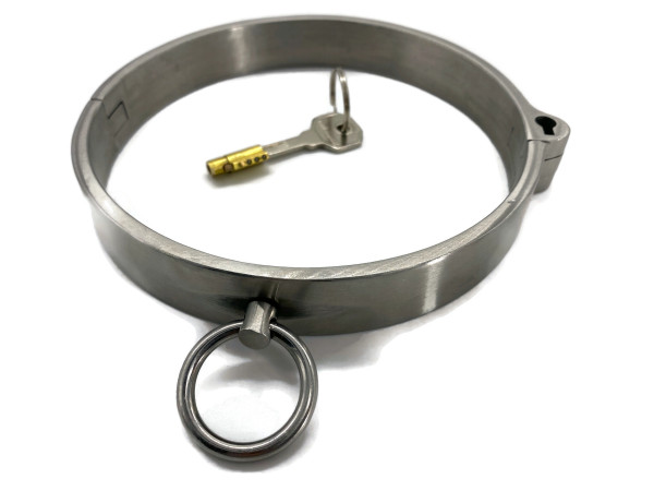 Herren SM Halsband Edelstahl mit O-Ring u. Schloss für BDSM Sklaven